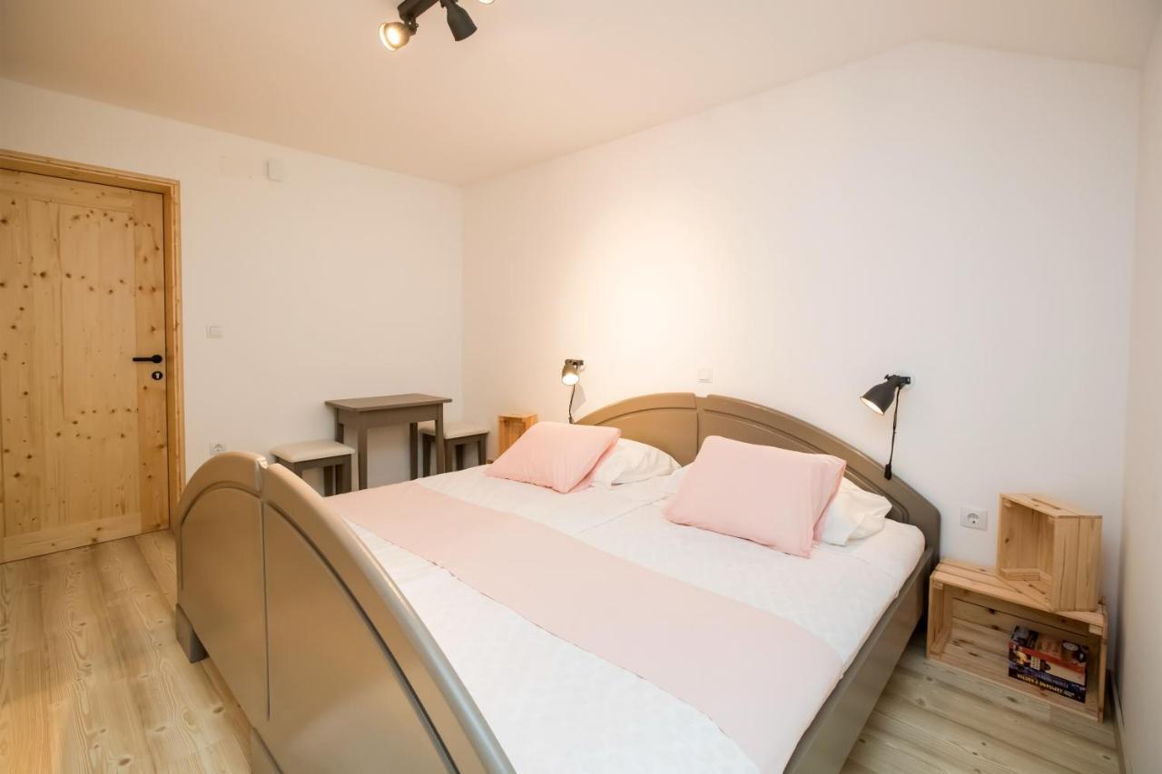 Hiša Erlah Hotel Bohinj Bagian luar foto